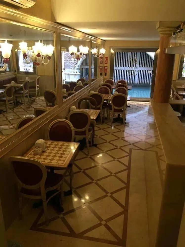 Hotel Alcyone Venedig 3*,  Italien